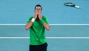 西媒：塞尔维亚前球员米洛耶维奇因涉嫌贩毒、非法贩枪等罪名被捕